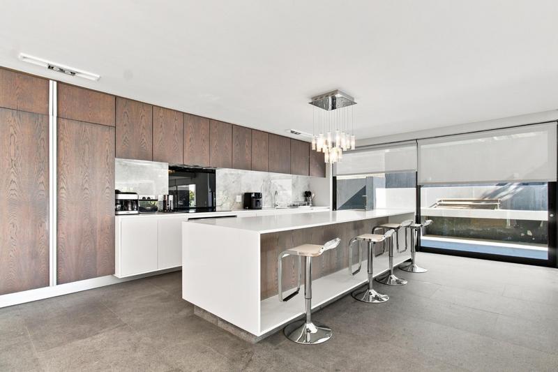 6 Bedroom Property for Sale in Camps Bay Western Cape